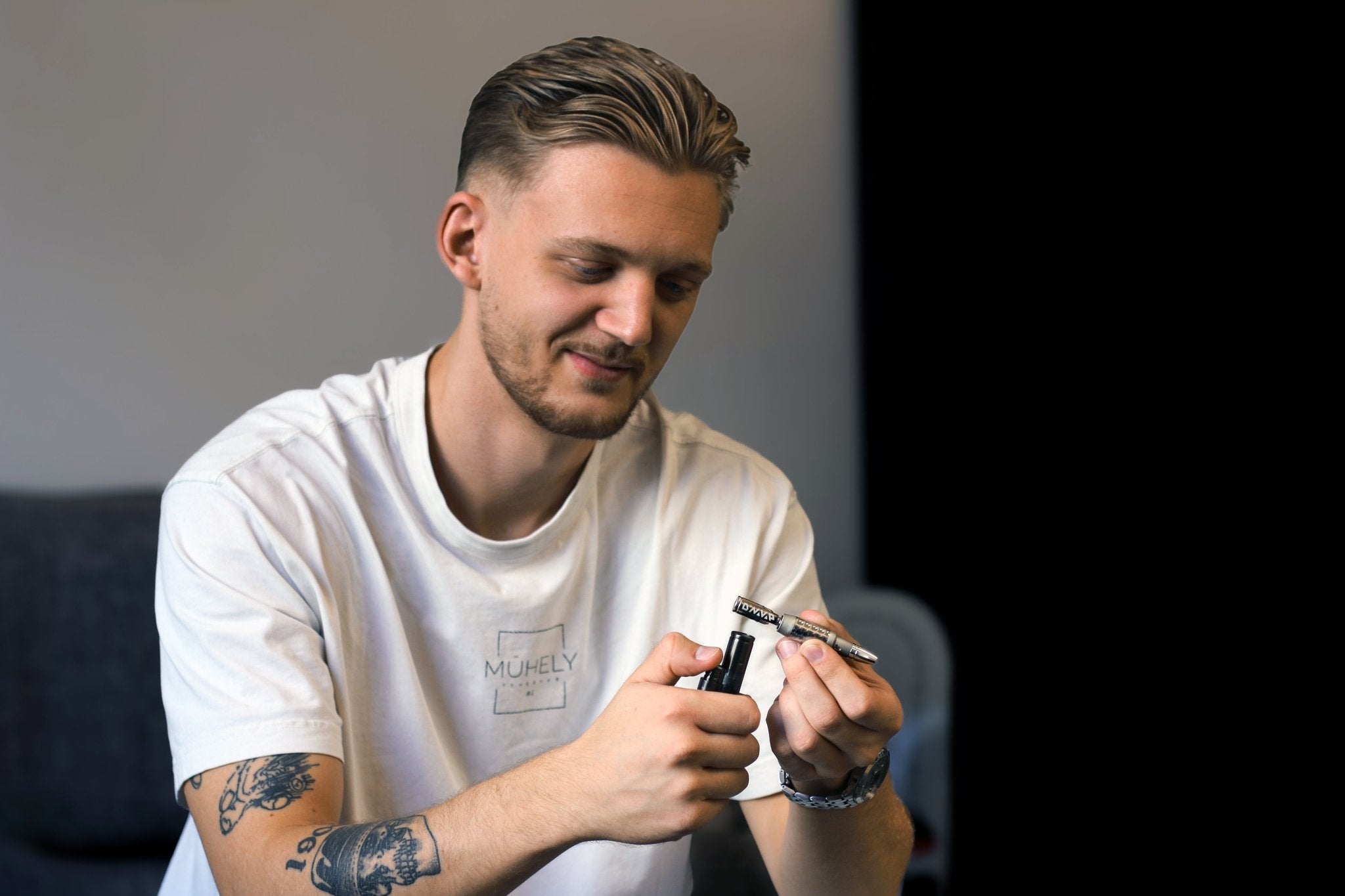 Flame-Powered vs Battery-Powered Dry Herb Vaporizers: The Hands-On Difference - DynaVap