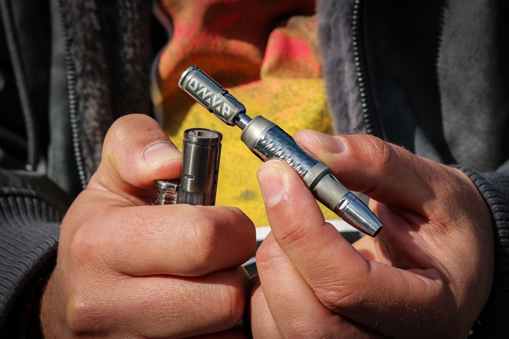 Manual vs Electronic Dry Herb Vaporizers: The Ultimate Guide - DynaVap